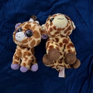2 piece Ty giraffe bundle